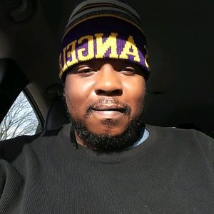 Meet your Posher, Derrell